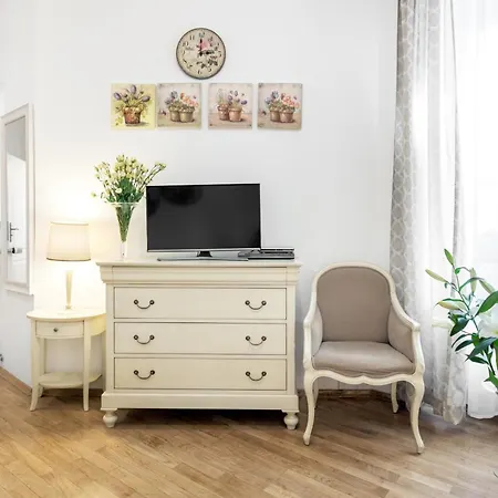 St. Andrew's Palace 4* Warsaw