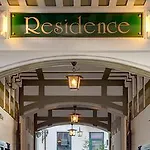 St. Andrew's Palace 아파트호텔 4*