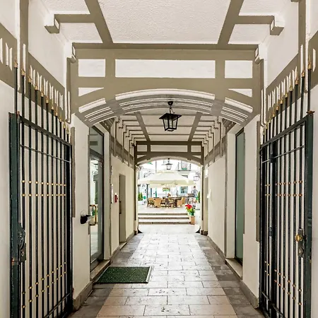 St. Andrew's Palace 4*