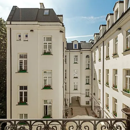 St. Andrew's Palace 4*