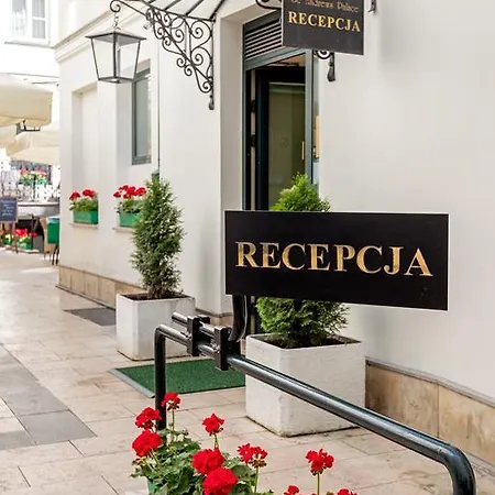 St. Andrew's Palace 4* Warsaw