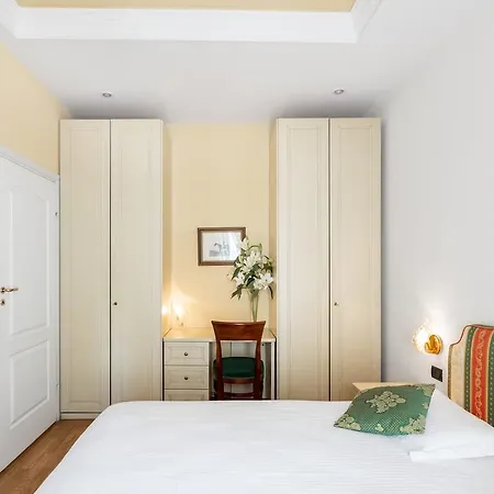 St. Andrew's Palace 4* Warsaw