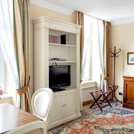 St. Andrew's Palace 4* Warsaw