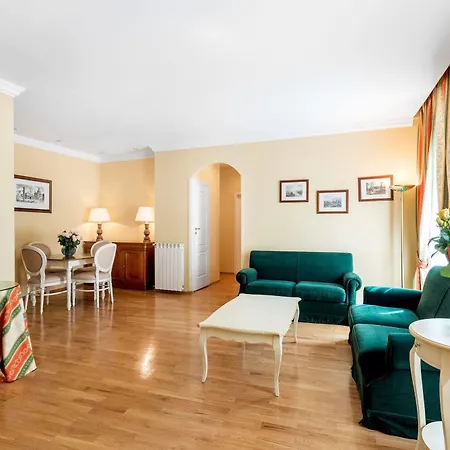 St. Andrew's Palace 4* Warsaw
