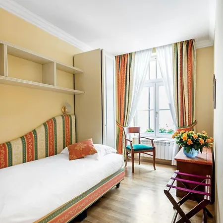 St. Andrew's Palace 4* Warsaw