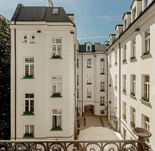 St. Andrew's Palace Aparthotel Warsaw