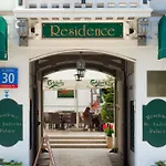 شقة فندقية St. Andrew's Palace 4*