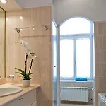 St. Andrew's Palace شقة فندقية 4*