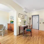 St. Andrew's Palace شقة فندقية 4*