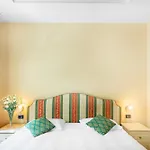 St. Andrew's Palace 4* وارسو