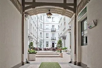 St. Andrew's Palace شقة فندقية وارسو