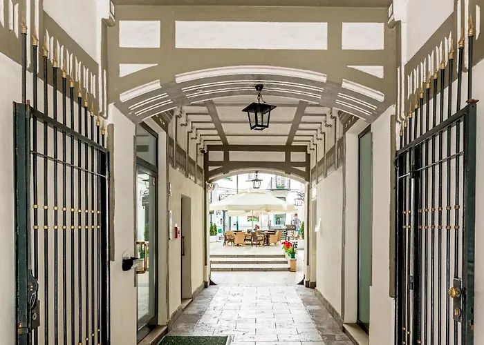 St. Andrew's Palace 4*