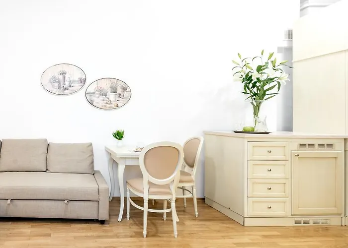 Aparthotel St. Andrew's Palace Warsaw