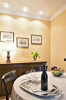 Aparthotel St. Andrew's Palace Warschau