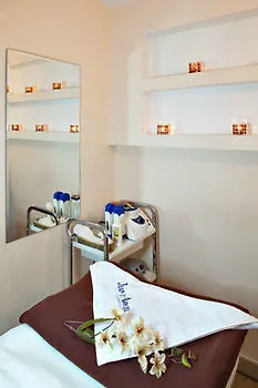 St. Andrew's Palace Aparthotel Warsaw