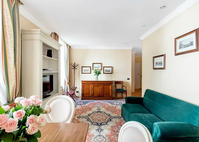 Aparthotel St. Andrew's Palace Warsaw