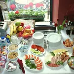 شقة فندقية St. Andrew's Palace 4*