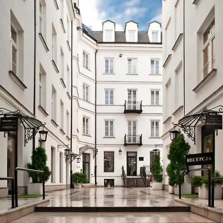 Hotel apartamentowy St. Andrew's Palace Warszawa