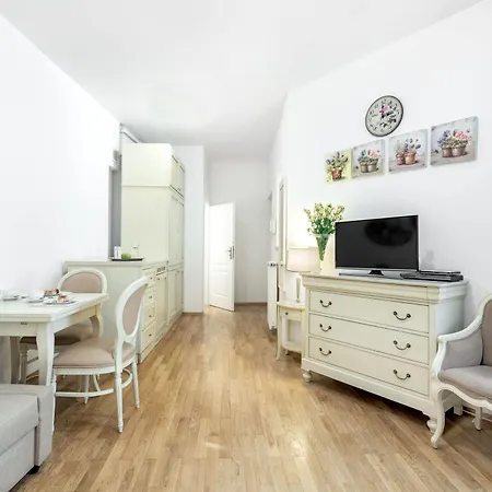 St. Andrew's Palace Hotel apartamentowy 4*