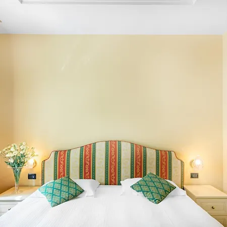 St. Andrew's Palace 4* Warszawa